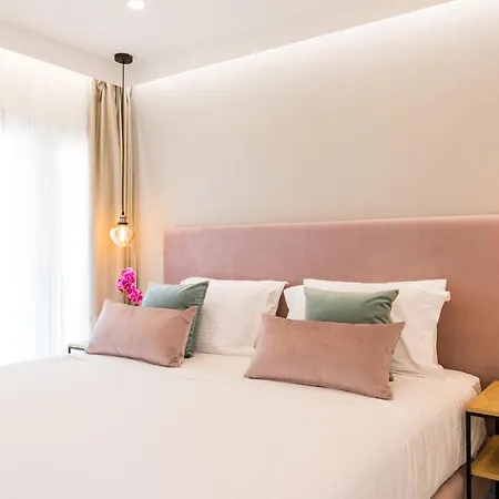 Aparthotel V Luxury Kanálion