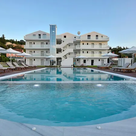 V Luxury Aparthotel