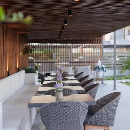 Aparthotel V Luxury 3*